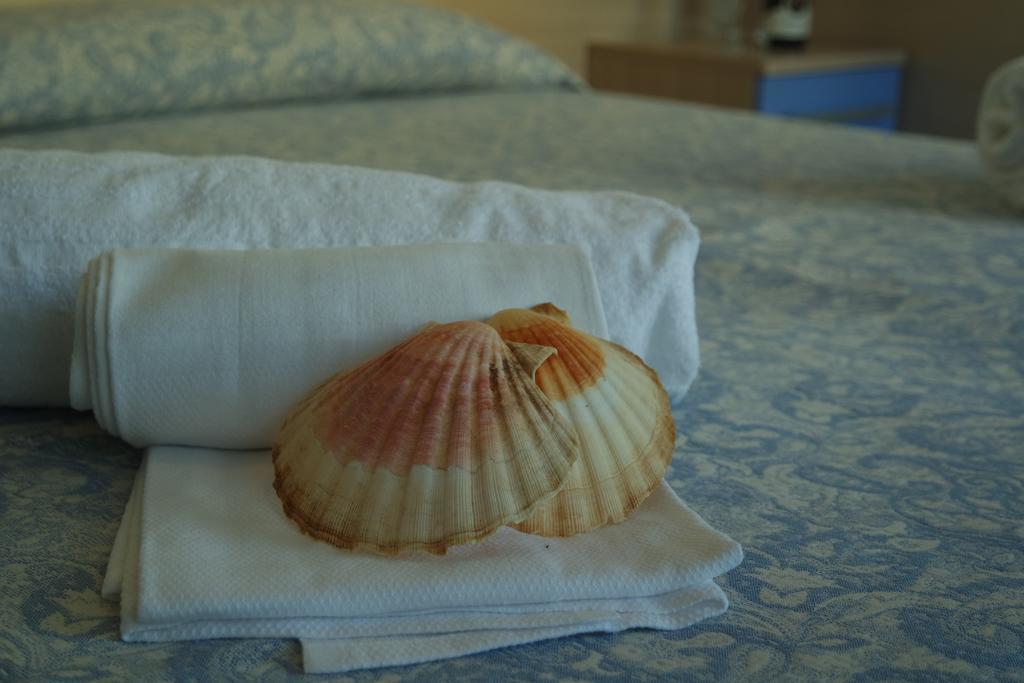 Rivazzurra Hotel Pesaro Eksteriør bilde