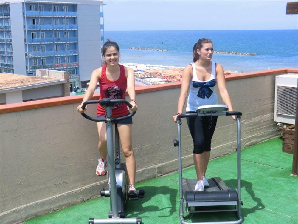 Rivazzurra Hotel Pesaro Eksteriør bilde
